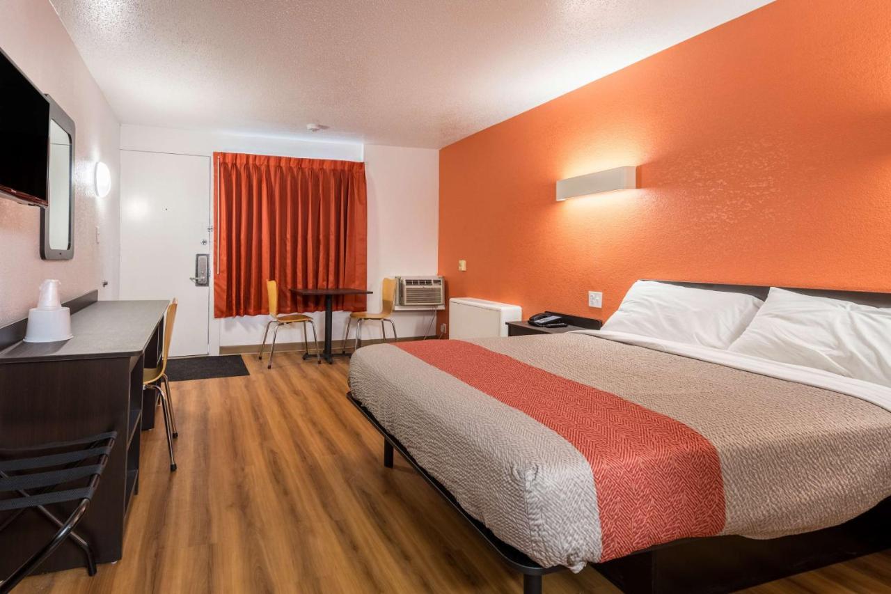 6-schenectady, Ny Hotel Schenectady