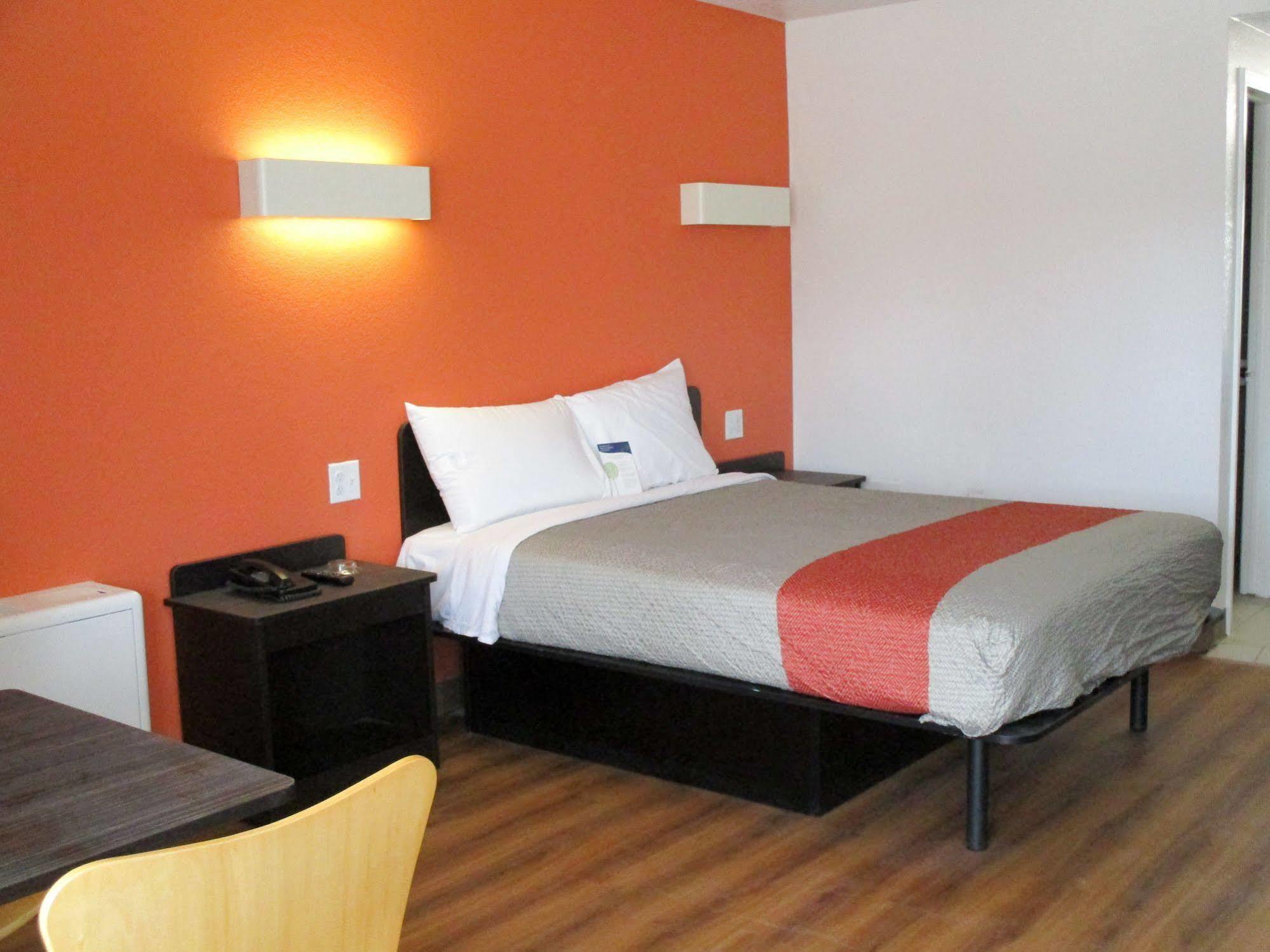 Hotel 6-schenectady, Ny Schenectady